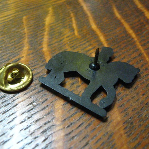 Equestrian Horse Rider Vintage Lapel Pin - Picture 2 of 4